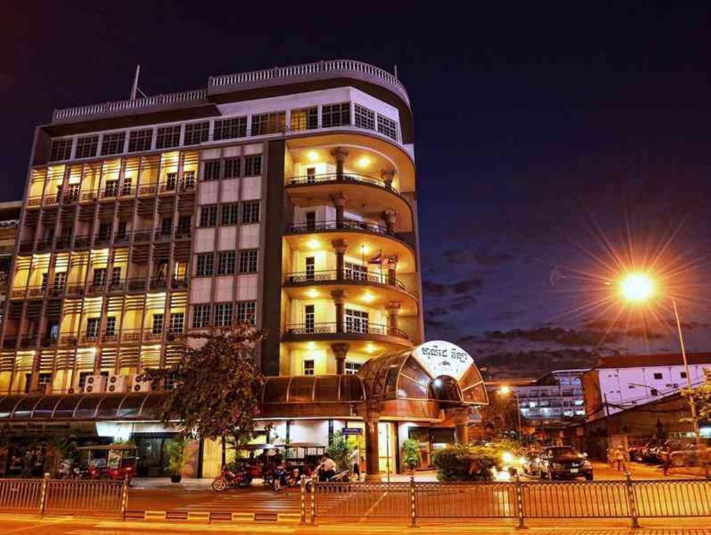 Holiday Villa Hotel City Centre Phnom Penh Exterior foto